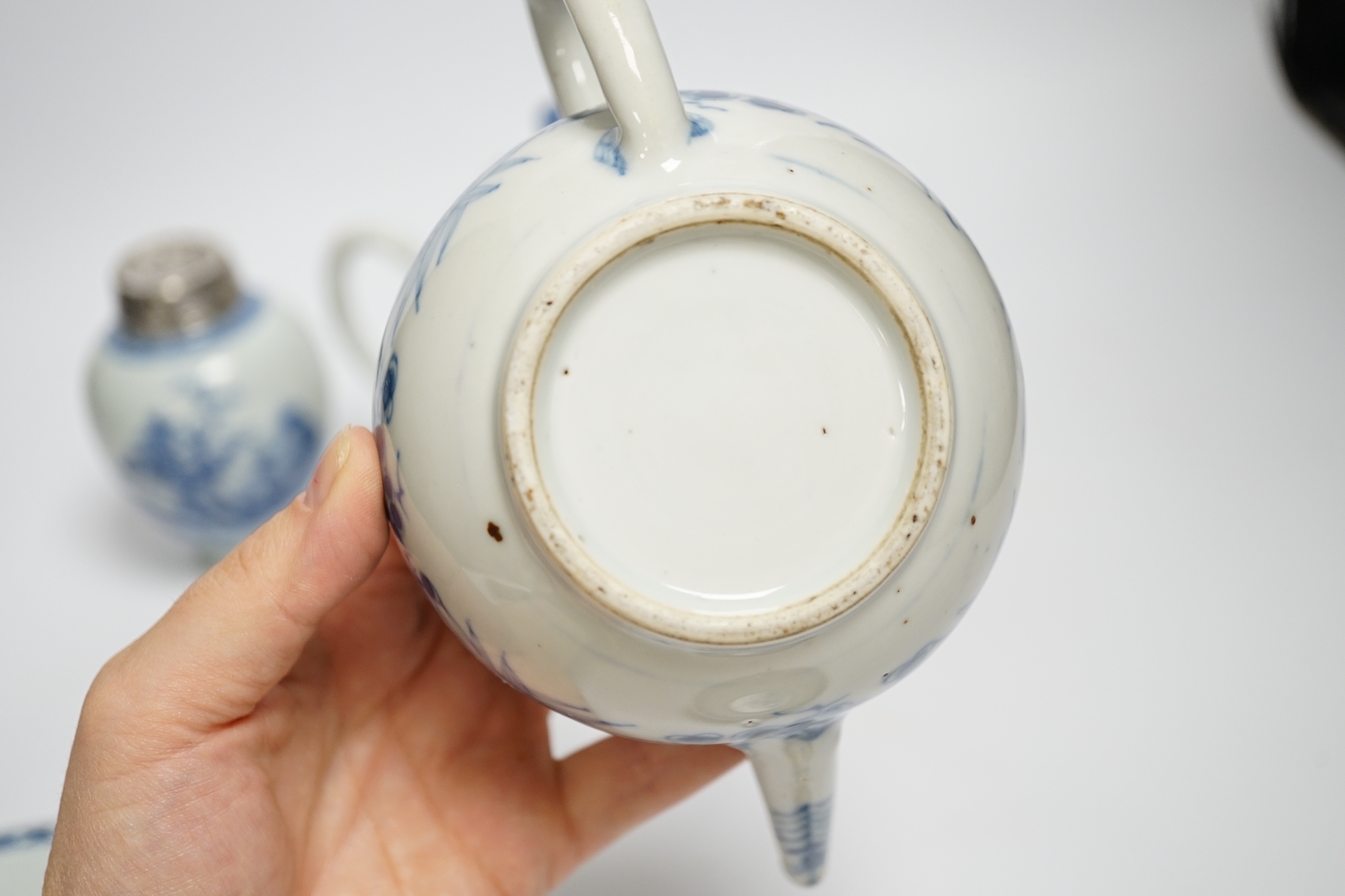 18th / 19th century Chinese export porcelain: two teapots, a tea canister, a plate and a teabowl, tallest 14cm